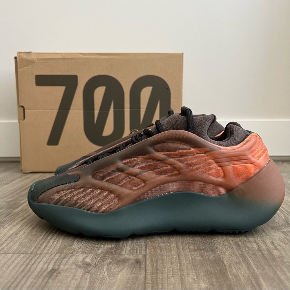 YEEZY • 700 Copper Fade Waterproof Sneakers